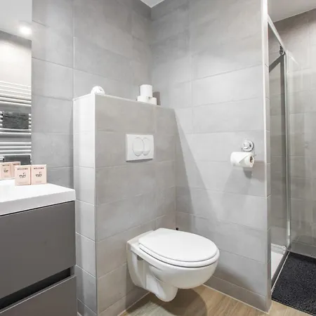 Ecrin - White - Terrasse - Local Velo Et Apartamento *